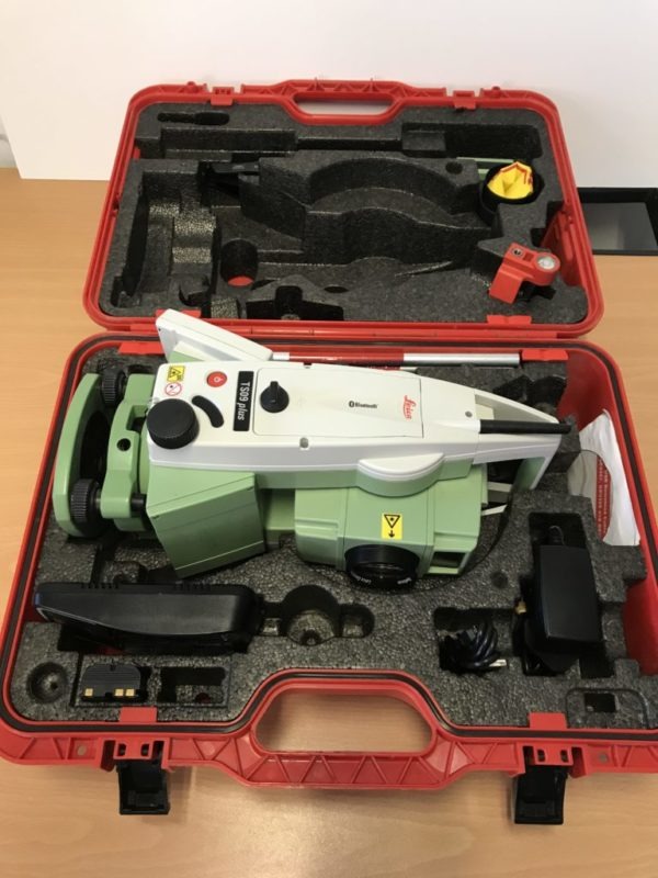 RECONDITIONED LEICA TS09 PLUS 5 SECOND R500 TOTAL STATION | Smith ...