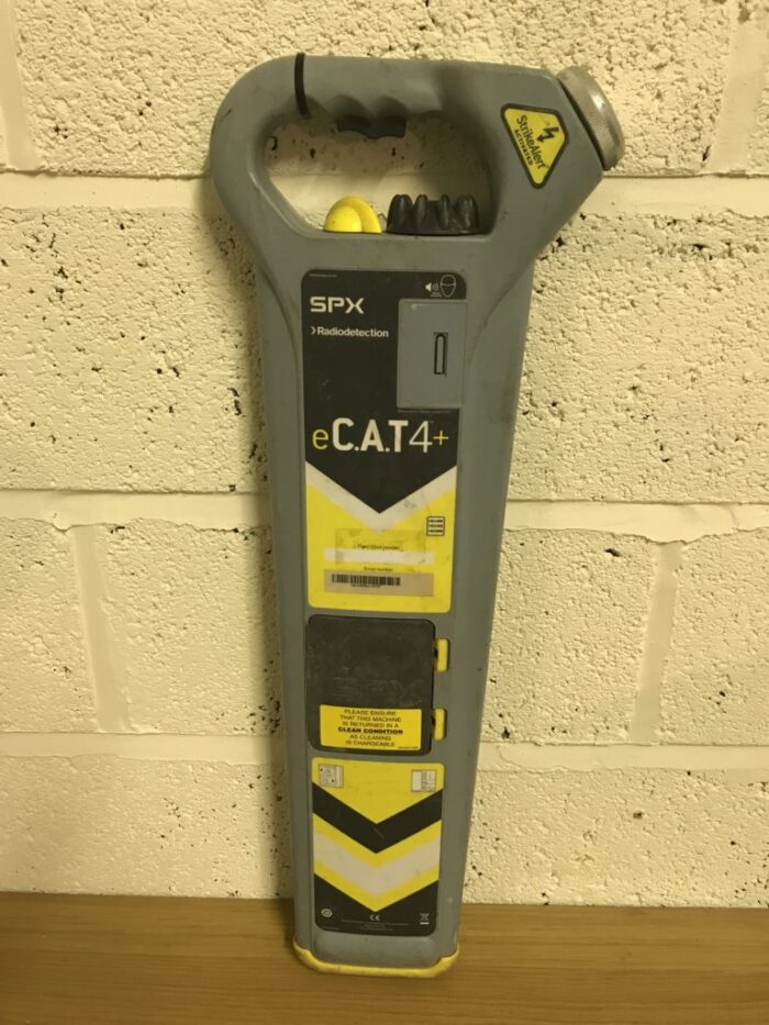 RECONDITIONED RADIODETECTION ECAT 4 PLUS DEPTH & DATA CABLE LOCATOR